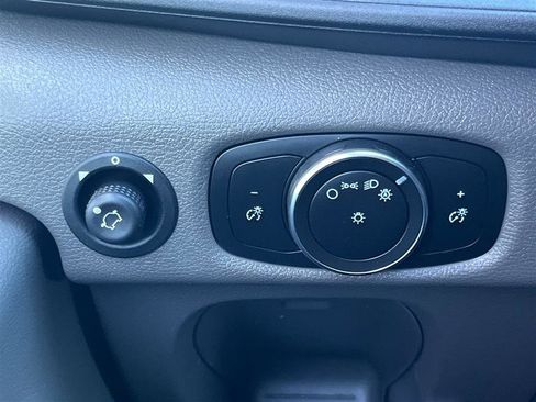 Used 2020 Ford Transit 150 XL image 26