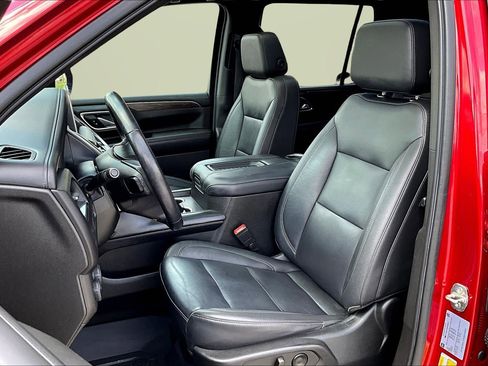 Used 2021 Chevrolet Tahoe Z71 image 16