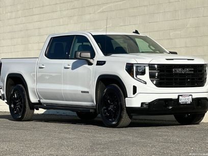 Used 2025 GMC Sierra 1500 Elevation w/ Preferred Package
