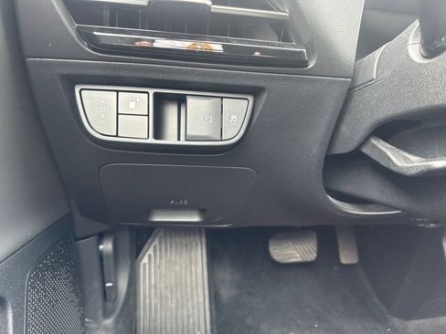 Used 2024 Kia EV6 Light AWD/4WD image 65