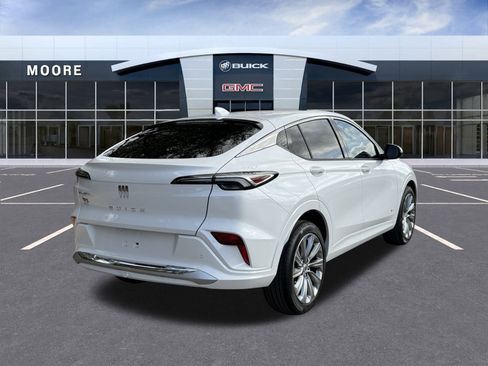 New 2026 Buick Envista Avenir image 3