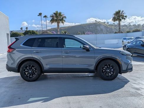 Used 2023 Honda CR-V Sport image 4