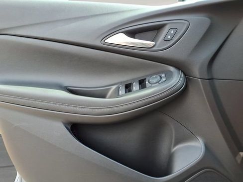 Used 2025 Buick Encore GX Preferred FWD image 14