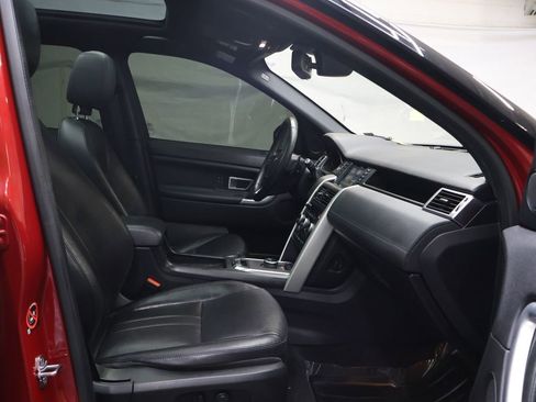 Used 2019 Land Rover Discovery Sport HSE AWD/4WD image 10