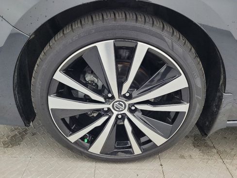 Used 2020 Nissan Altima 2.5 Platinum image 31