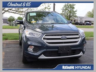 Used 2019 Ford Escape Titanium video 1