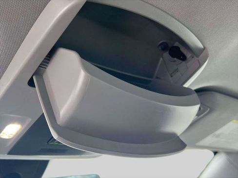 Certified 2021 Toyota Camry LE image 30