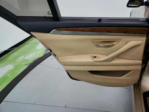 Used 2011 BMW 535i xDrive Sedan image 25