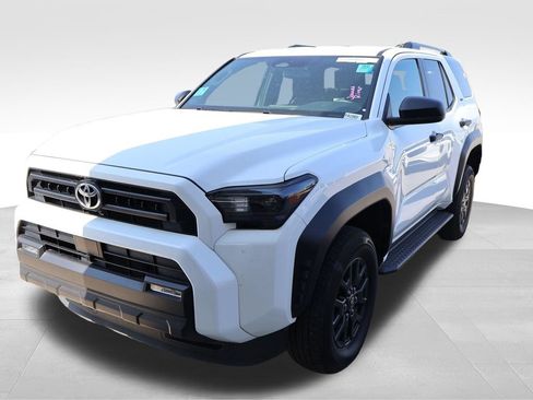 Used 2025 Toyota 4Runner SR5 AWD/4WD image 3