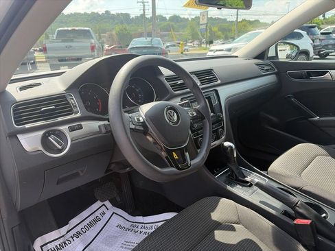 Used 2017 Volkswagen Passat 1.8T S FWD image 16