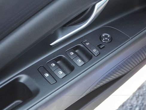 Used 2023 Hyundai Elantra SEL FWD image 26