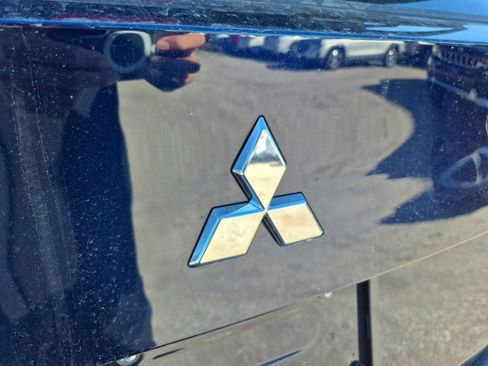 New 2026 Mitsubishi Outlander SEL FWD image 12