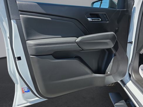 New 2026 Chevrolet Colorado LT w/ LT Convenience Package AWD/4WD image 22
