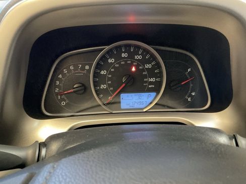 Used 2013 Toyota RAV4 LE image 14