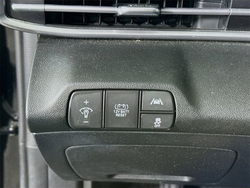 Certified 2023 Hyundai Elantra Blue image 19