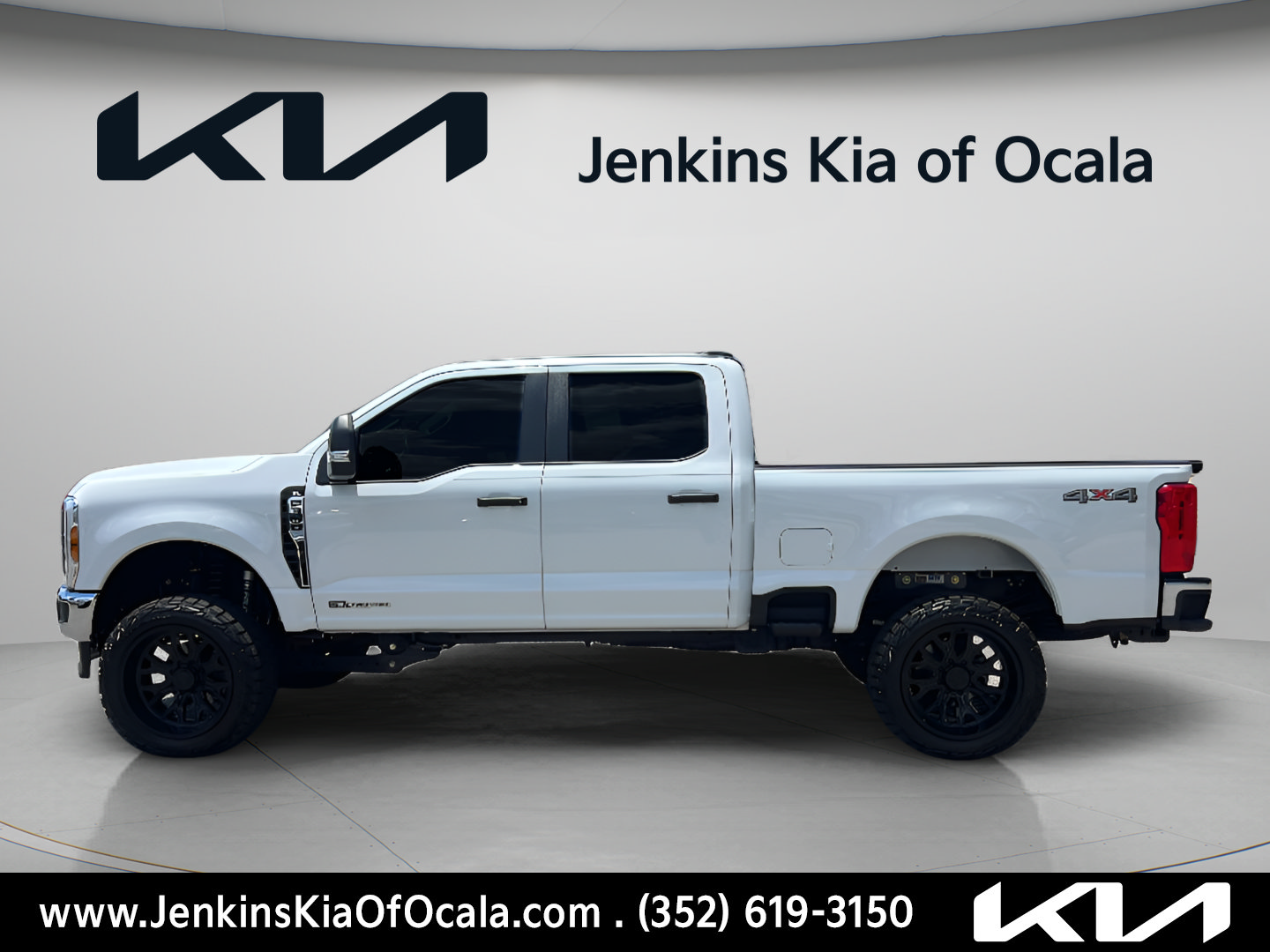 Used 2025 Ford F350 XL w/ XL Driver Assist Package AWD/4WD image 7