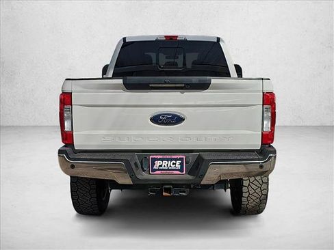 Used 2019 Ford F250 Lariat w/ Lariat Ultimate Package image 4
