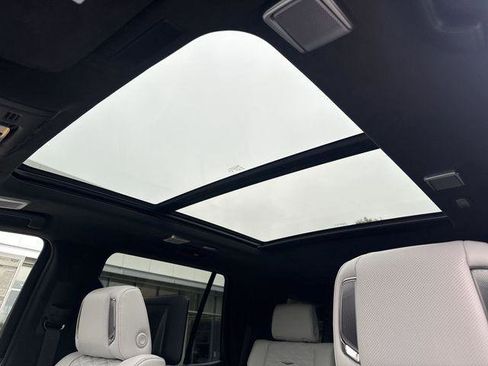 New 2026 Cadillac Escalade Platinum Sport w/ LPO, Floor Liner Package AWD/4WD image 20