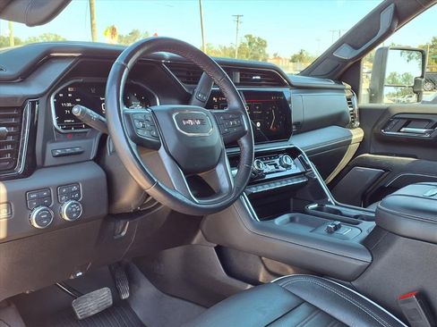 Used 2024 GMC Sierra 2500 AT4X w/ AT4X AEV Edition image 25