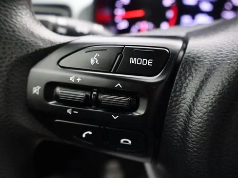 Used 2023 Kia Rio S FWD image 23