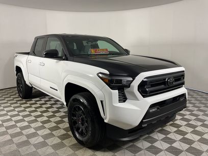 New 2025 Toyota Tacoma SR5