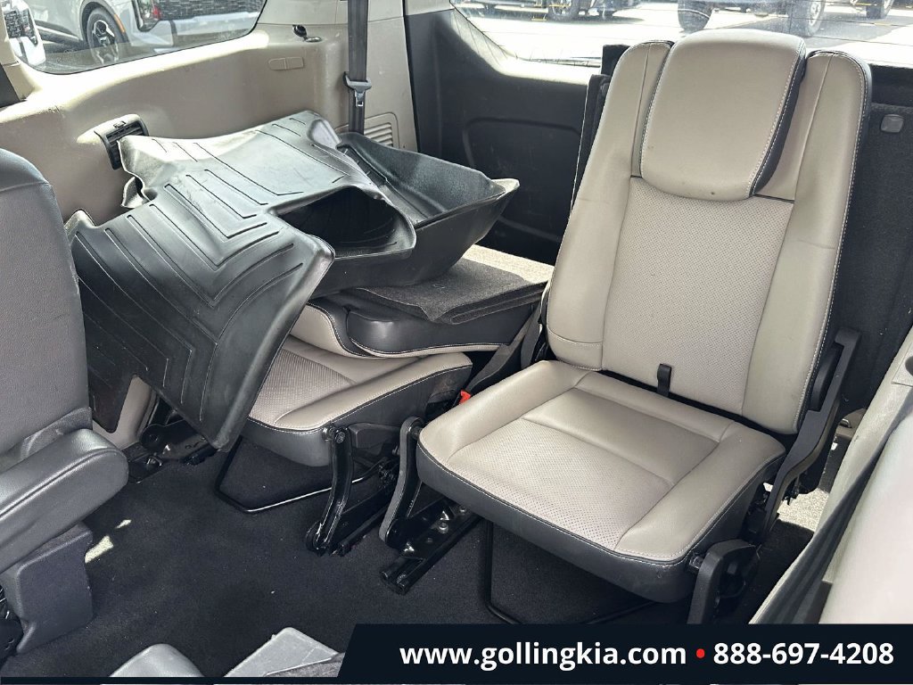 Used 2016 Ford Transit Connect Titanium FWD image 11