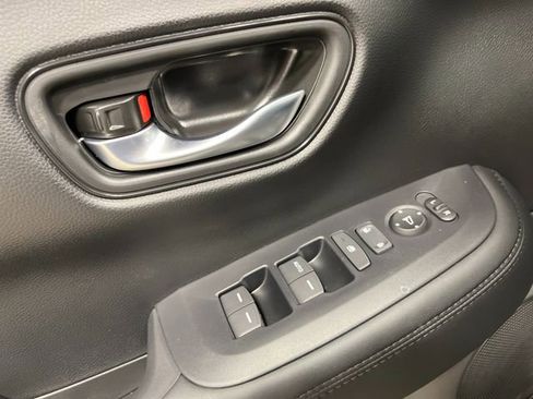 New 2027 Honda HR-V LX image 12