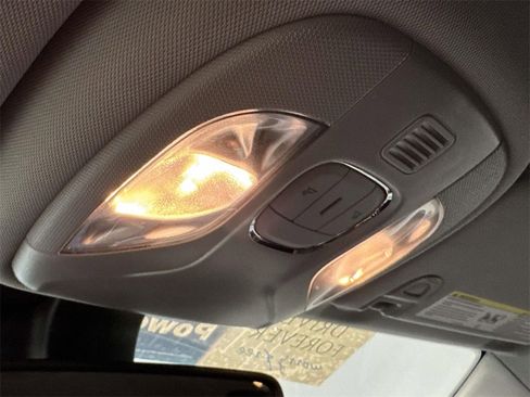 Used 2022 Jeep Compass Limited image 27