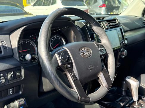 Used 2021 Toyota 4Runner TRD Off-Road Premium w/ Moonroof Package AWD/4WD image 16