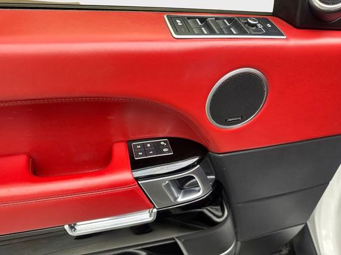 Used 2016 Land Rover Range Rover Long Wheelbase Autobiography image 33