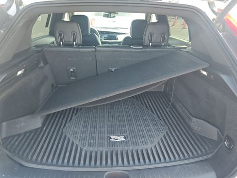 Used 2023 Cadillac XT4 Luxury w/ Trailering Package FWD image 8