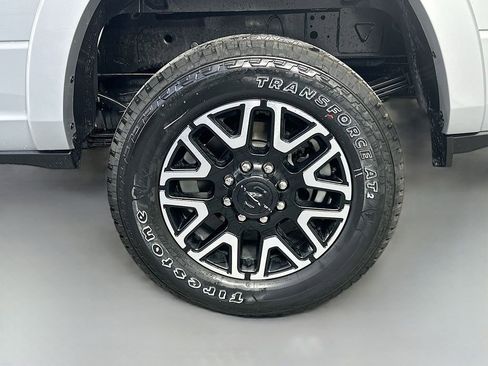 New 2026 RAM 3500 Longhorn AWD/4WD image 17