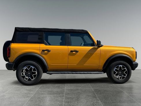 Used 2022 Ford Bronco 4-Door AWD/4WD image 7