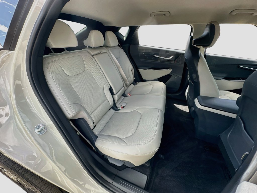 Certified 2023 Kia EV6 Wind w/ Wind Technology Package RWD image 27