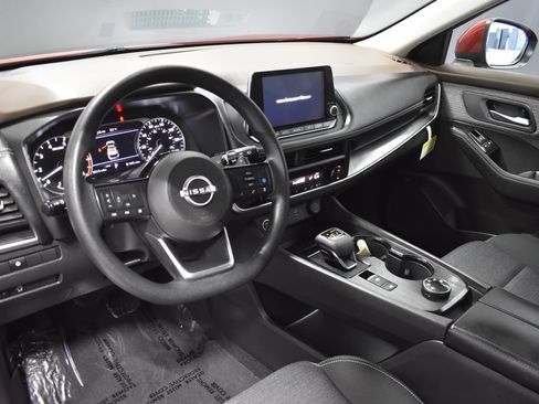 Certified 2023 Nissan Rogue SV AWD/4WD image 4