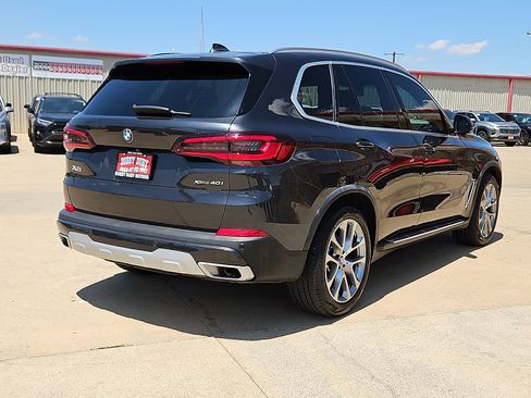 Used 2023 BMW X5 xDrive40i w/ Premium Package AWD/4WD image 3