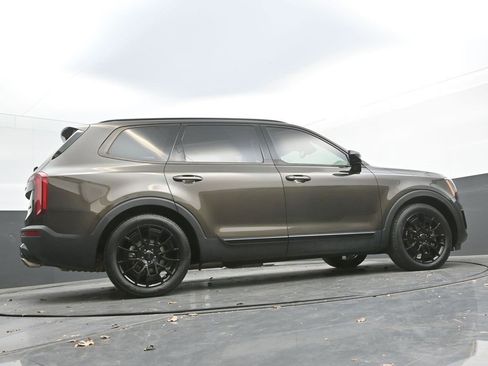 Used 2021 Kia Telluride SX w/ SX Prestige Package image 35