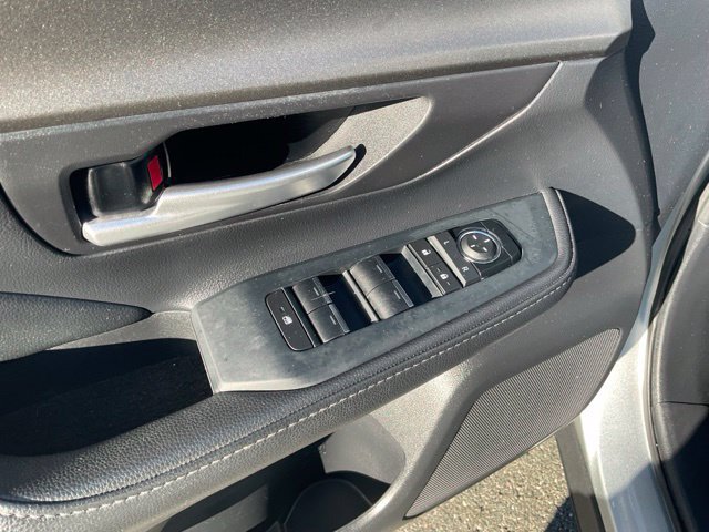 Used 2024 Toyota Grand Highlander AWD image 12