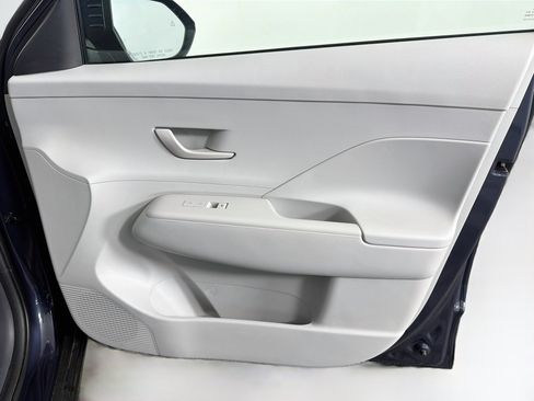 Used 2025 Hyundai Kona SEL FWD image 33
