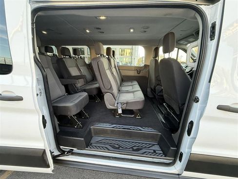 Used 2023 Ford Transit 350 XLT RWD image 28