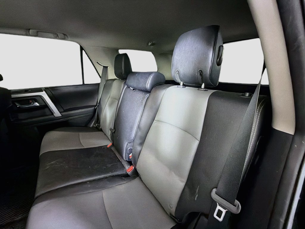 Used 2021 Toyota 4Runner SR5 Premium w/ Moonroof Package AWD/4WD image 25