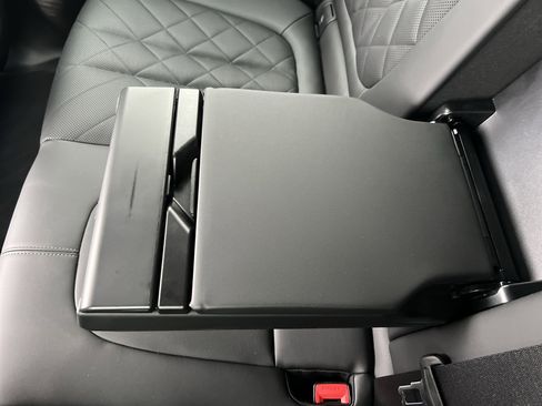 Used 2025 BMW X5 sDrive40i w/ M Sport Package image 43