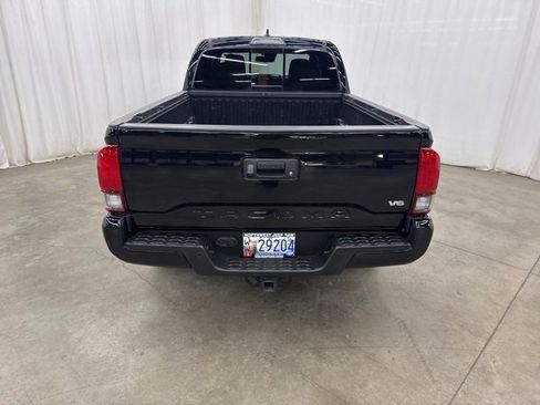 Used 2019 Toyota Tacoma TRD Sport image 24