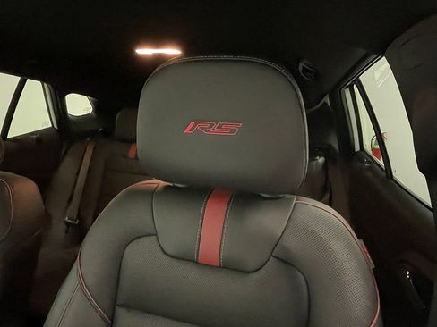 Used 2025 Chevrolet Trax RS FWD image 22