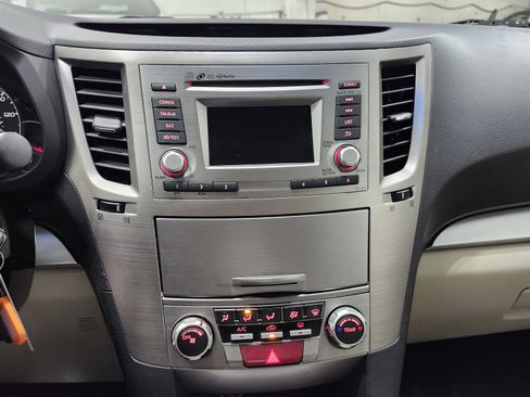 Used 2014 Subaru Legacy 2.5i Premium image 29