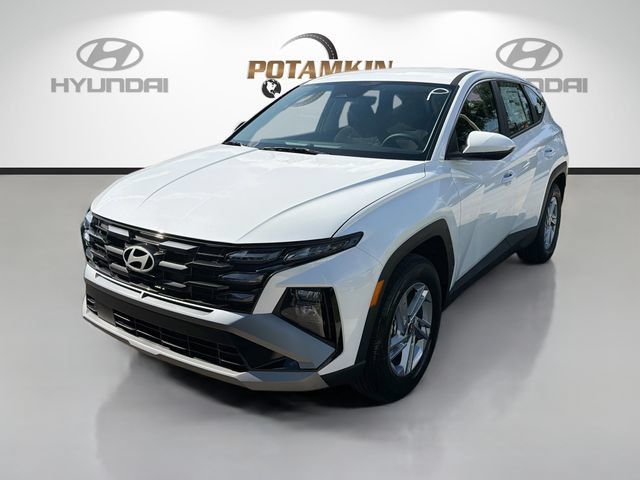 New 2026 Hyundai Tucson SE w/ Tow & Go Package FWD image 1