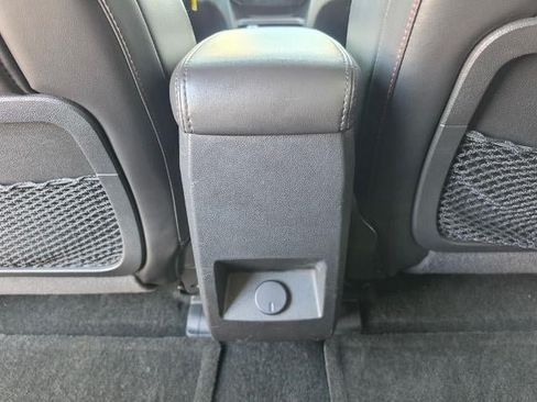 Used 2017 GMC Terrain SLT w/ Open Road Package FWD image 29