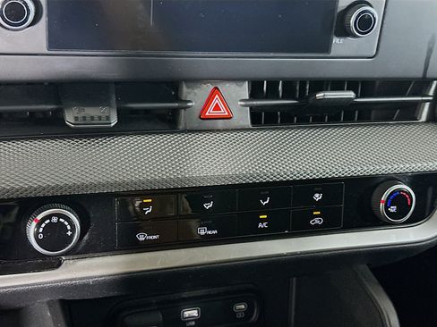 Used 2023 Kia Sportage LX image 22