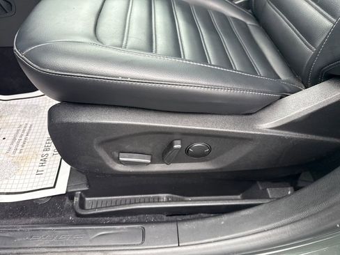 Used 2024 Ford Edge SEL w/ Convenience Package image 32