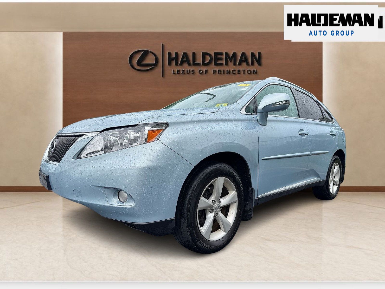 Used 2011 Lexus RX 350 AWD w/ Premium Pkg image 2